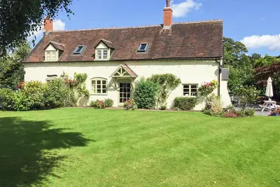 Image de 5 chambres à coucher à Hinstock, near Market Drayton