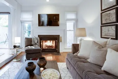 Image de The Potomac - All En-Suite Baths + 2 Parking