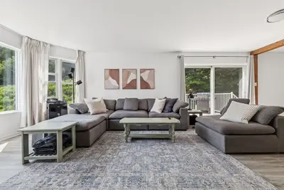 Image de Quaint Vieux Village - 5 min to slopes! Vip Parking Pass