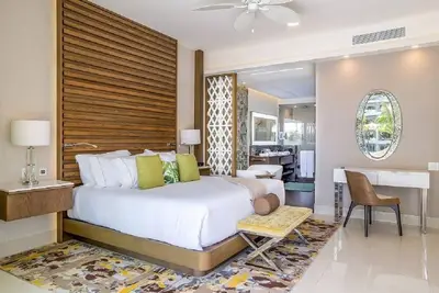 Image de Elegant 2br/3ba Suite at the 5 Diamond Garza Blanca Resort in Cancun