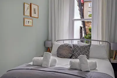Image de Cheerful Stays: Westend Cottage - Edinbrugh