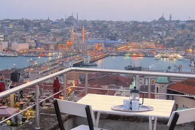 Image de Large Groups - Space, Style, Views in Galata!