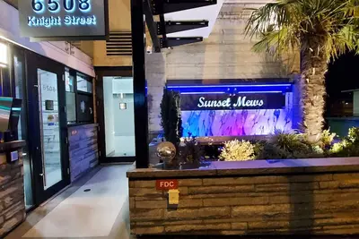 Image de Beautiful Bright 3 Bedroom Townhouse