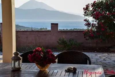 Image de Traditional Stone Built Villas Dimitris Meganissi