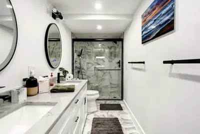 Image de On the water, gorgeous gulf views, 1 block to the beach