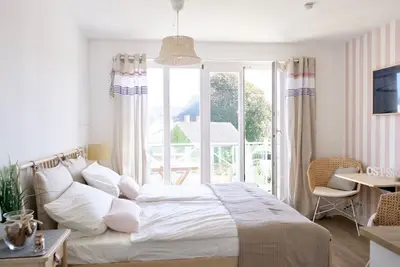Image de 🌊 Oceanblue: Bright apartment right on the beach