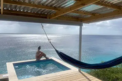 Image de Romantic getaway on the Caribbean with private plunge pool.