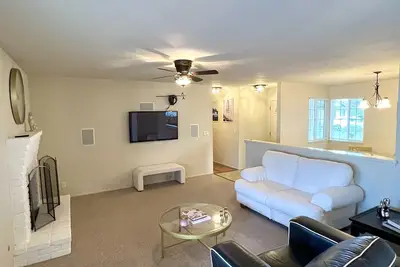Image de Home w/Pool & Jacuzzi, Short Drive to Monterey/Carmel Beach