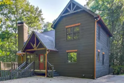 Image de Bear Feet Cabin- Kid & Pet Friendly\/Hot Tub\/Fp\/Game Room