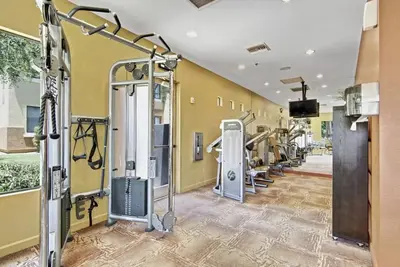 Image de 5 Minutes - Super Bowl Apartment