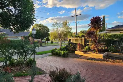 Image de Brilliant family house 5 min drive to Frankston beach and golf course