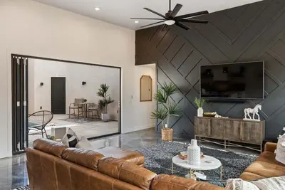 Image de Relax & Stargaze at All Decked Out