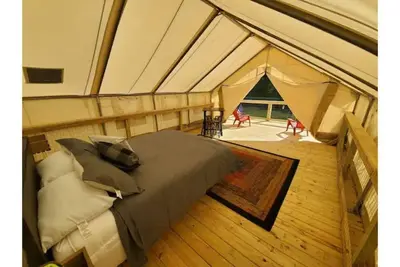 Image de Rustys Roost River Camp Panther Tent!