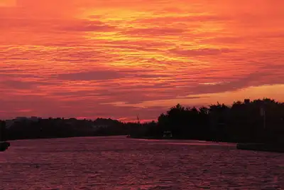 Image de Very rare, steps to the Ocean on Dune Road in Quogue