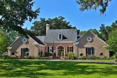 Image de Modern Ocala Equestrian Estate with lap pool- close to everything.