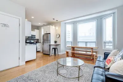 Image de 870 1&2 - 2 Separate Suites in same building