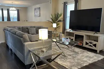 Image de Huge Captivating Modern 5Bdr home-(The Xperience)