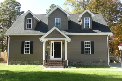 Image de Relaxing 5 bdrm Covered Porch Central Richmond