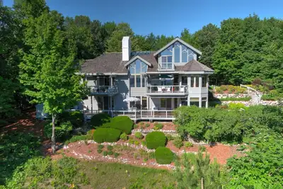 Image de Lake View Villa Bellaire