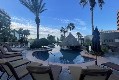 Image de Relax on Sandy Beach at Bella Sirena with a remodeled condo!