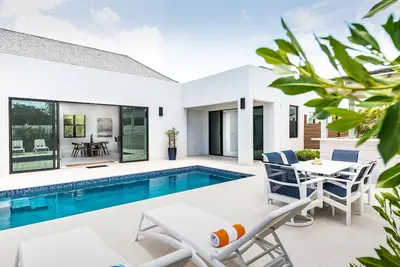 Image de 3 King Bedroom Villa, Grace Bay - Sanmar Villa