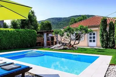 Image de Attractive House with A/C, Private Pool, Superb Views of the Konavle Valley, 5 mins walk to Gruda!