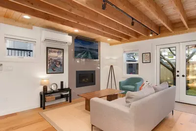 Image de Brand New Home in Prime Ballard Location