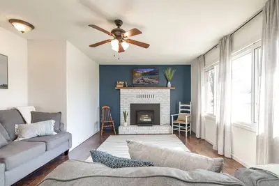 Image de Family Getaway - Sleeps 10 - four min from the Branson Landing