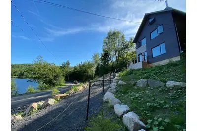 Image de Le Celeste Au Bord De L'Eau