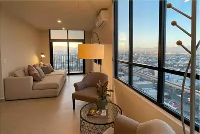Apartment in front of the Monterrey Arena, Fundidora Park, and Cintermex