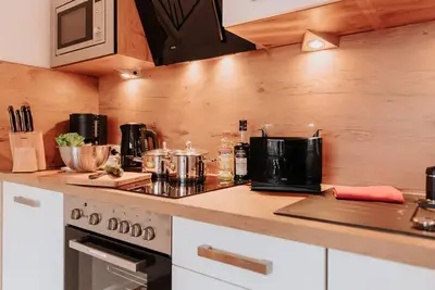 Image de Vacation apartment \"Wurmbergblick\" - cozy apartment for max. 4 persons - Schützen-Apartments