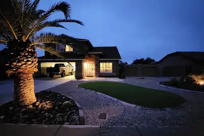 Image de Home Away From Home-Five min from Westgate