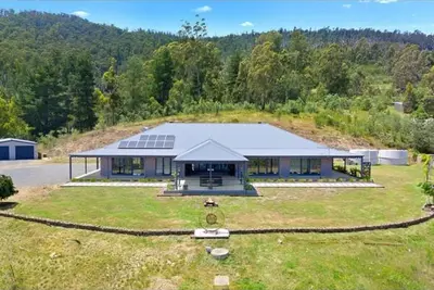 Image de Views to sit back and enjoy. Close to lake mountain