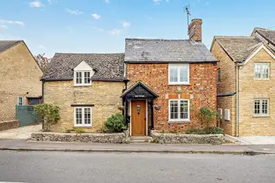 Image de Characterful Cotswold cottage with separate annexe - Rose Cottage