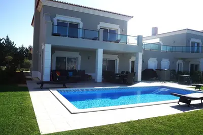 Image de Luxury  4  Bedroom Villa on Boavista Golf Resort, Lagos