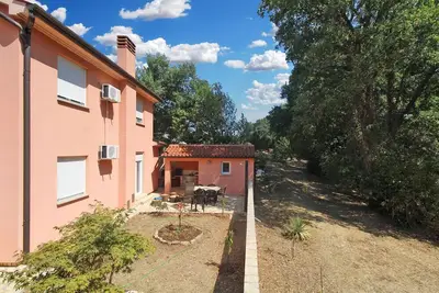 Image de Apartment 2198/57576 (Istria - Valbandon), 2250m from the beach