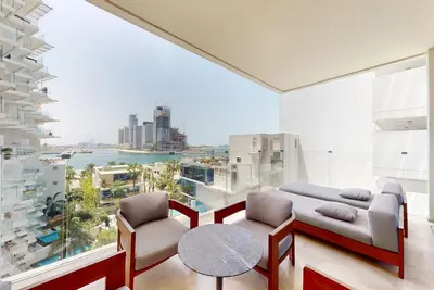 Image de Opulent 2 Bed l Five Palm l Sea and Pool Views