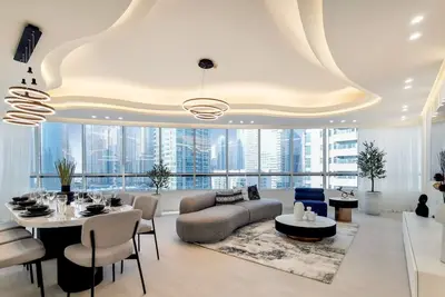 Image de Stunning 4 Bed l Dubai Marina l City Skyline View I Horizon Tower