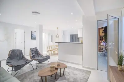 Image de Appartement \"Luxury Fuengirola\" près de la mer avec balcon et Wi-Fi