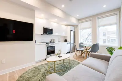 Image de M11 | Mount-Royal Suites: 2br + sofa bed - 25
