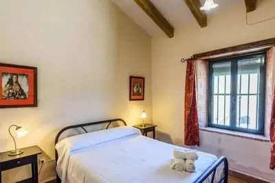 Image de Rural house on a 22-hectare farm. Dehesa, Olivar, trails, swamp and animals