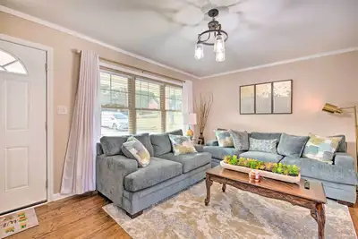 Image de Metro Atlanta Vacation Home Rental w\/ Deck