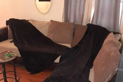 Image de 5 mins away from Jamaica and woodhaven