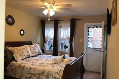 Chekells Cozy 2 Bedroom ground fl