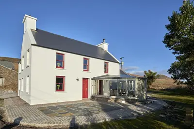 Image de Teach Geal - 4 bedroom house