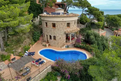 Image de Mm152 : Maison avec piscine privée à Sa Riera, Begur