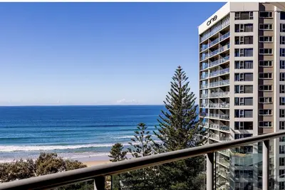 Image de Beachfront Surfers Paradise no hidden fees