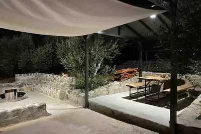 Image de Lovely Nature Stone House in Sisi