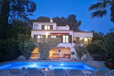 Image de Villa Bagatelle – Villa avec piscine proche des plages et du tennis