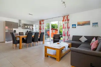 Image de Komfortables Ferienhaus in Zentraler Lage